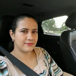 Meet your Posher, Ivy