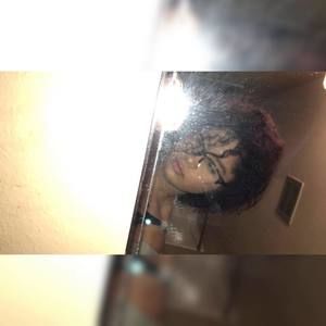 Meet your Posher, Noelle