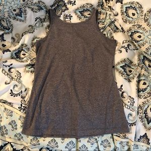 Lululemon low back workout top 💪🏽