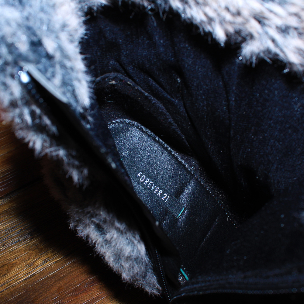 Forever 21 Fur Heels - Picture 5 of 7
