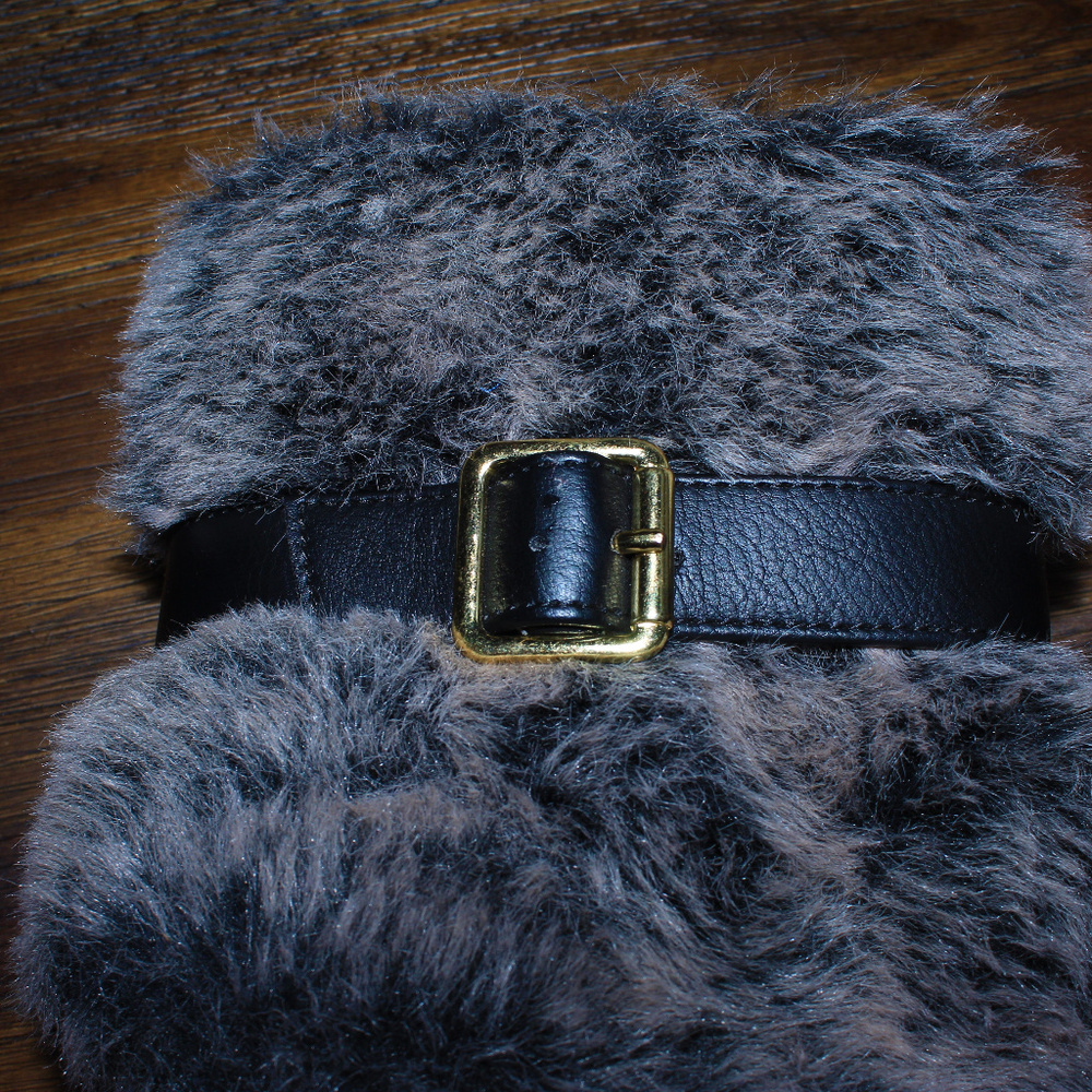 Forever 21 Fur Heels - Picture 7 of 7