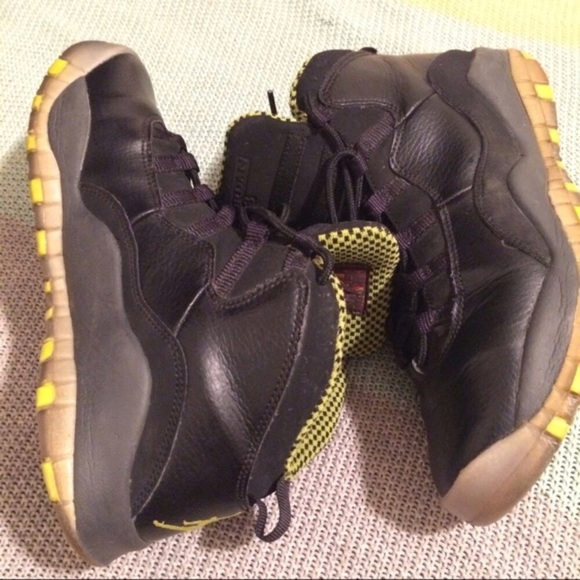 Venom 10’s - Picture 1 of 4