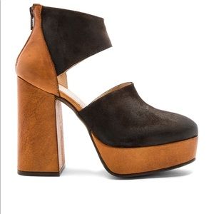 ✨ FREE PEOPLE Luxor Platform Heels ✨