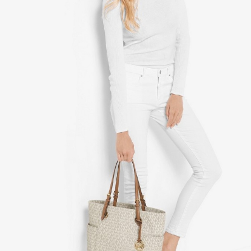 Michael Kors JET SET Vanilla Large Tote - Picture 2 of 14