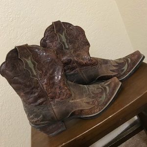 Ariat Dahlia Cowboy Boots