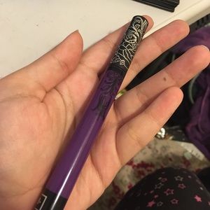 Kat Von D liquid Lipstick “Roxy”