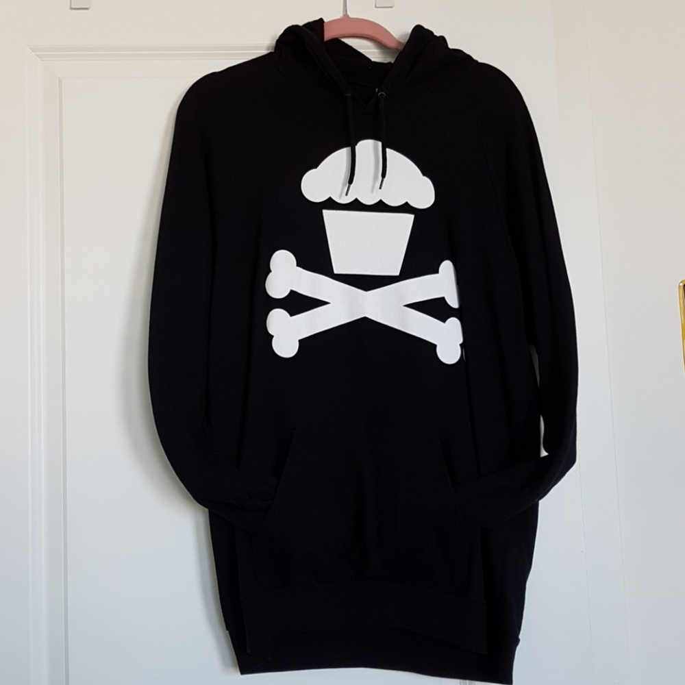 Johnny Cupcakes Men Crossbones Pullover