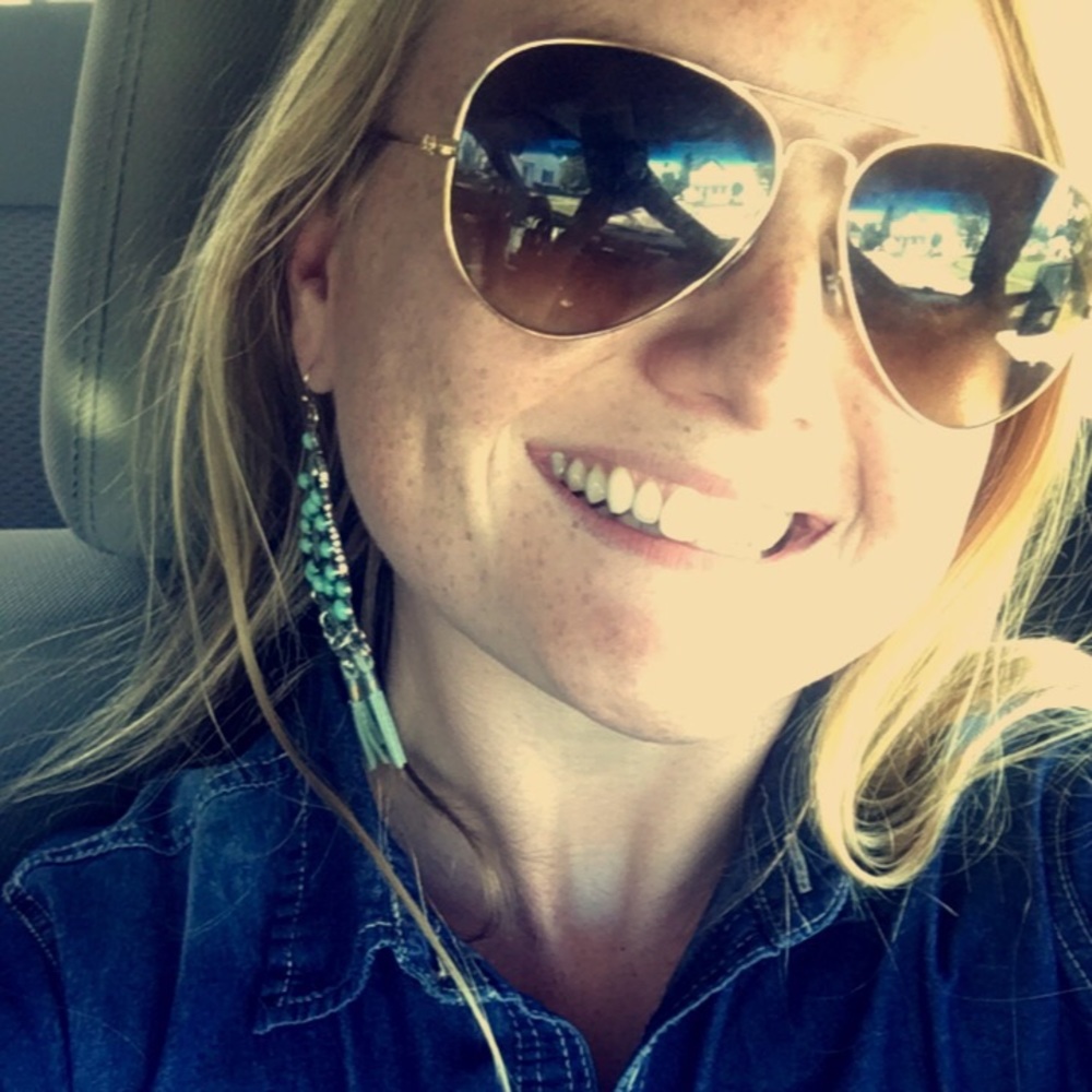 Meet your Posher, Ashley