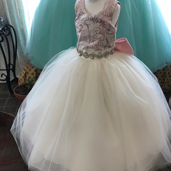 Flower girl dress