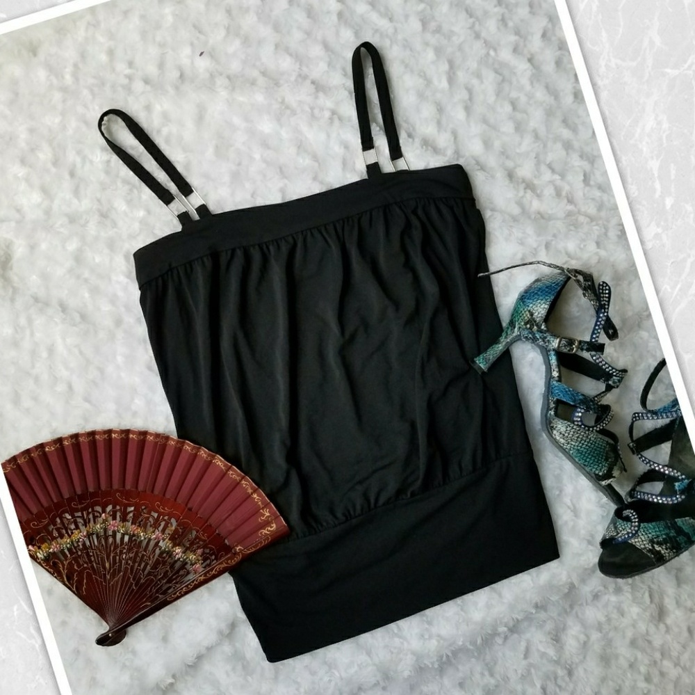 Dressy top w/silver accents at straps