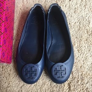 Tory burch Royal Navy Minnie flat