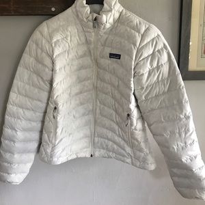 Patagonia white down jacket