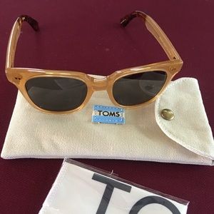 TOMS Memphis Wayfarer Sunglasses