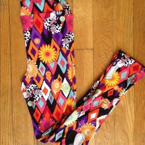 Moving Sale! BNWT Disney Cruella Deville Leggings