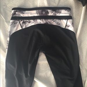 Fabletics workout leggings