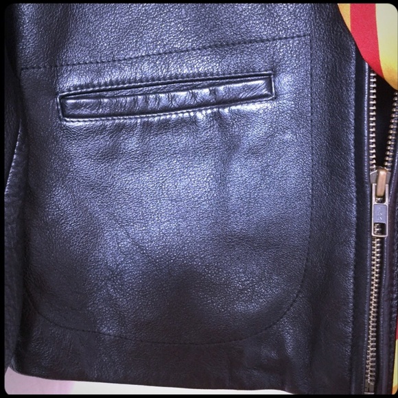 ⬇️PRICE- ANN TAYLOR LEATHER JACKET🌹 - Picture 4 of 6