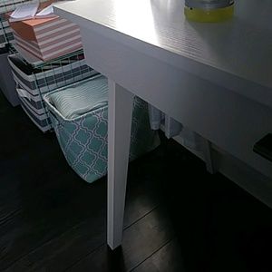 Meet your Posher, Brit