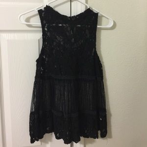 Black lace tank top!!!