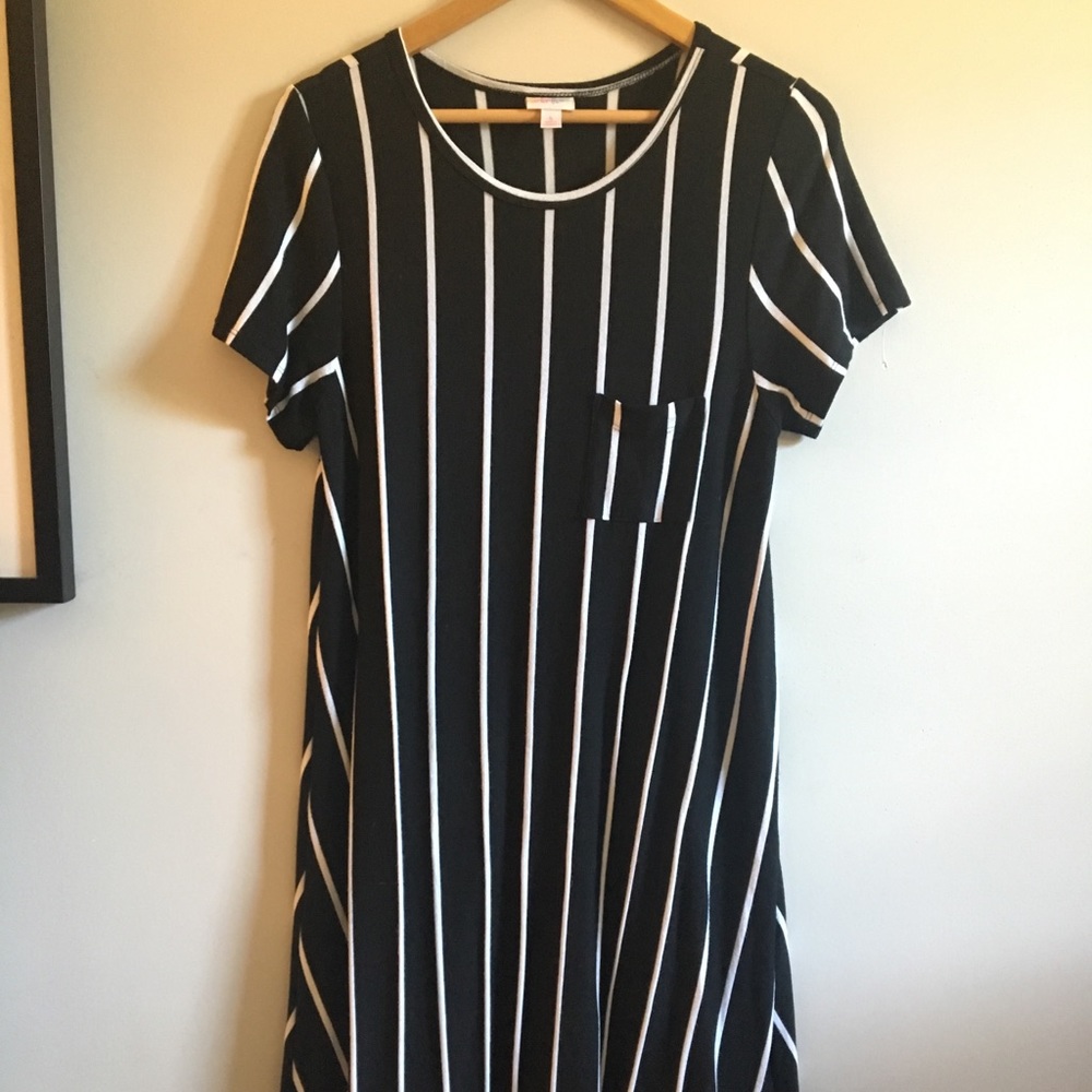 LuLaRoe RARE HTF Black and White Striped Carly