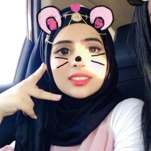 Meet your Posher, Aya