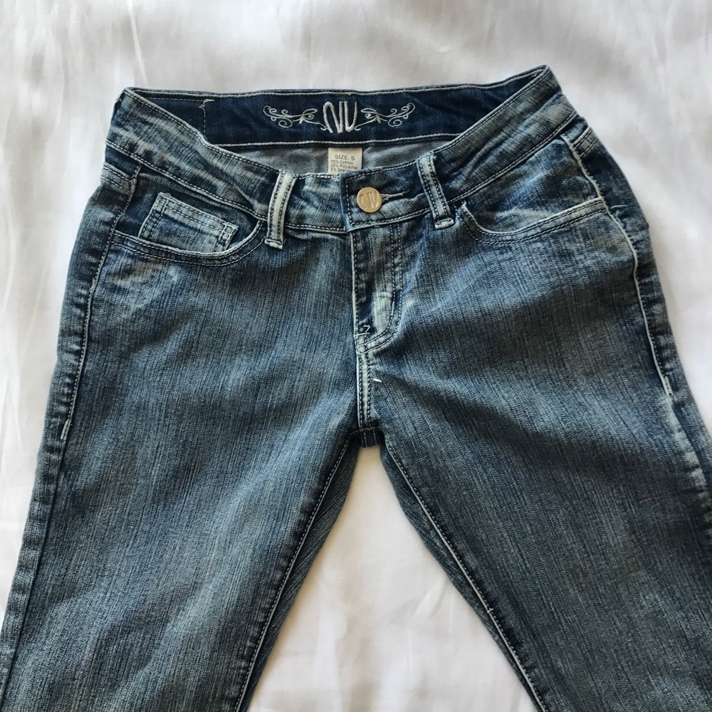 NV Jeans 🖤 - Picture 2 of 5