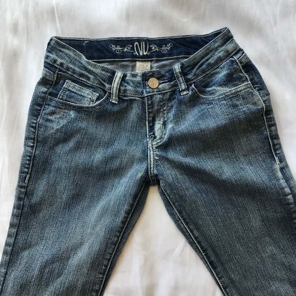 NV Jeans 🖤 - Picture 2 of 5