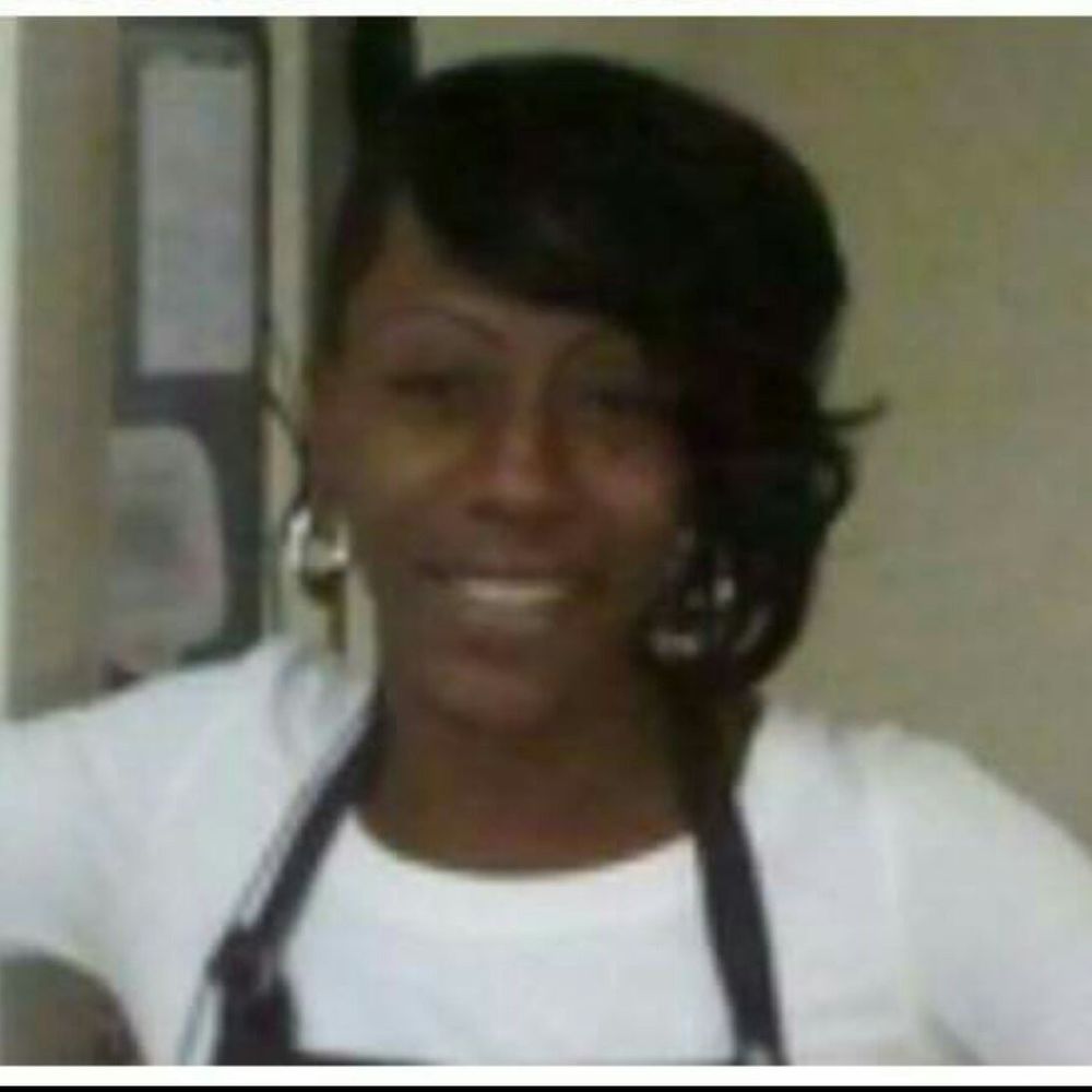 Meet your Posher, Cynthia