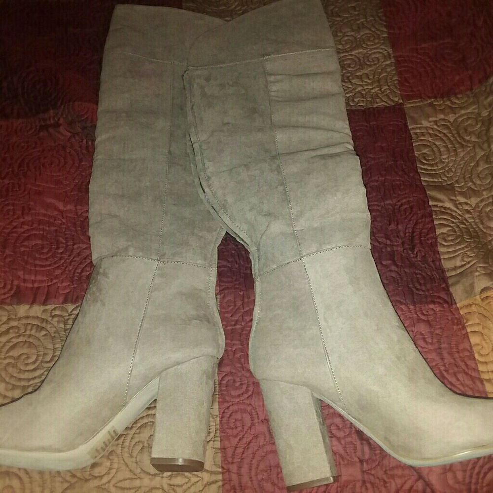 Woman boots
