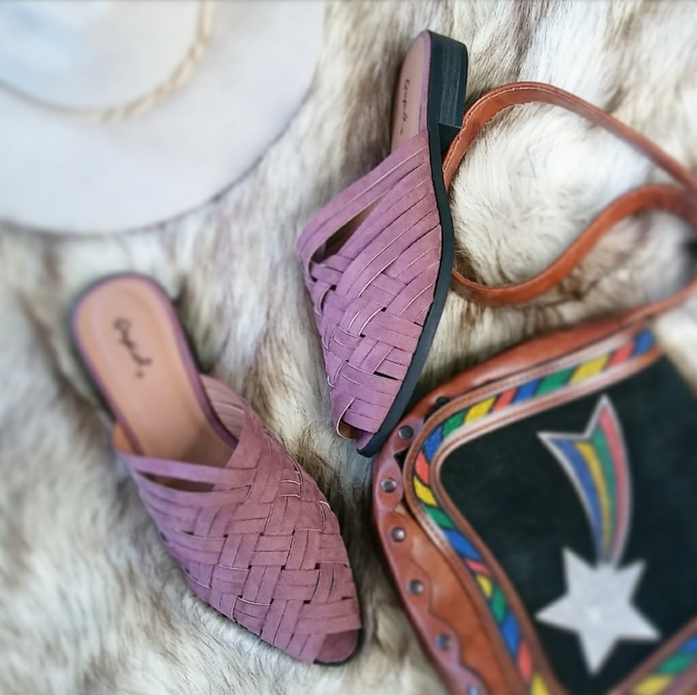 LAST PAIR!!//The Contessa// Mauve mule/ flat - Picture 3 of 4