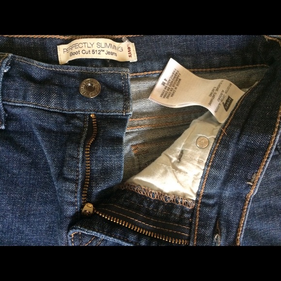 Levi's 512 perfectly slimming boot cut petite jean - Picture 4 of 8