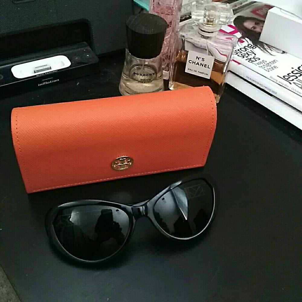 Tory Burch sunglasses with case