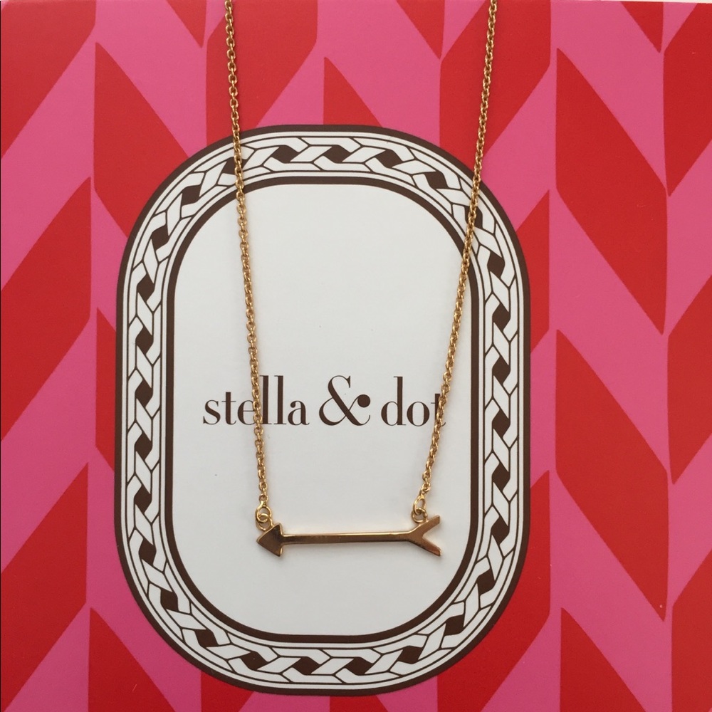 Stella & Dot “On the Mark” Necklace