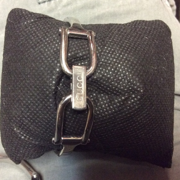 Gucci Women's Watch 1500L - Picture 4 of 4
