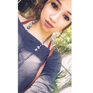 Meet your Posher, Raquel