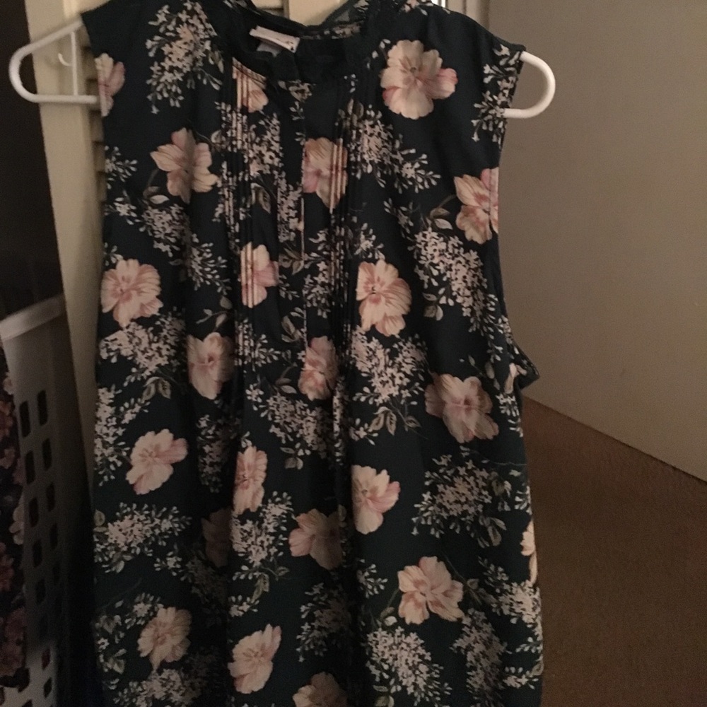 Floral top