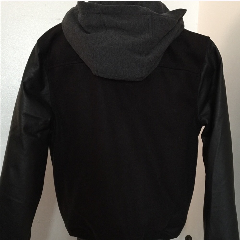 Men Jacket New - image 3