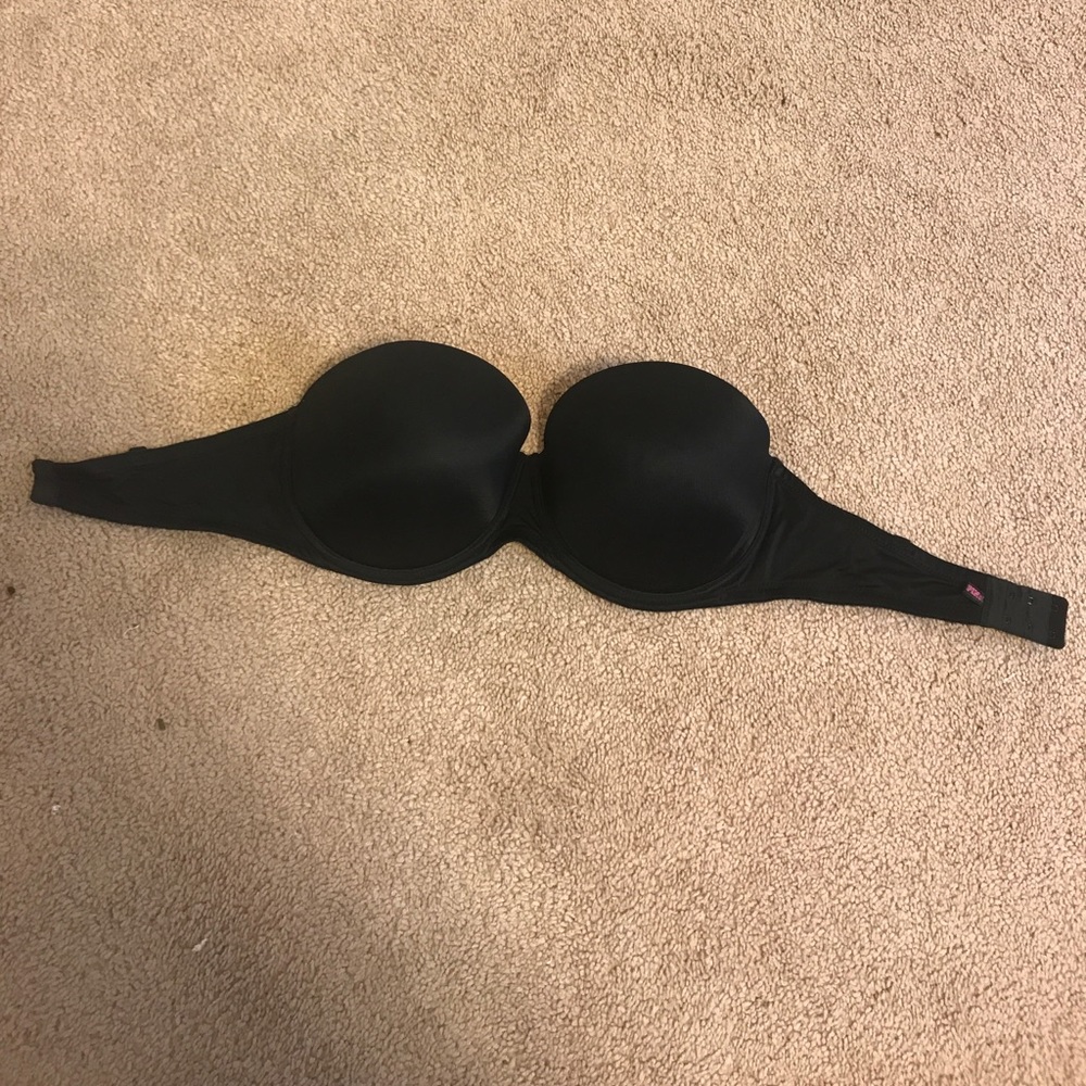 Strapless bra from pink