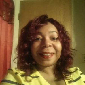 Meet your Posher, Tomeka