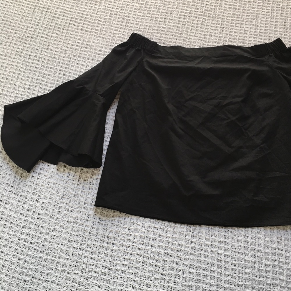 Jennifer Lopez Poplin Off-the-Shoulder Top Black - Picture 3 of 8