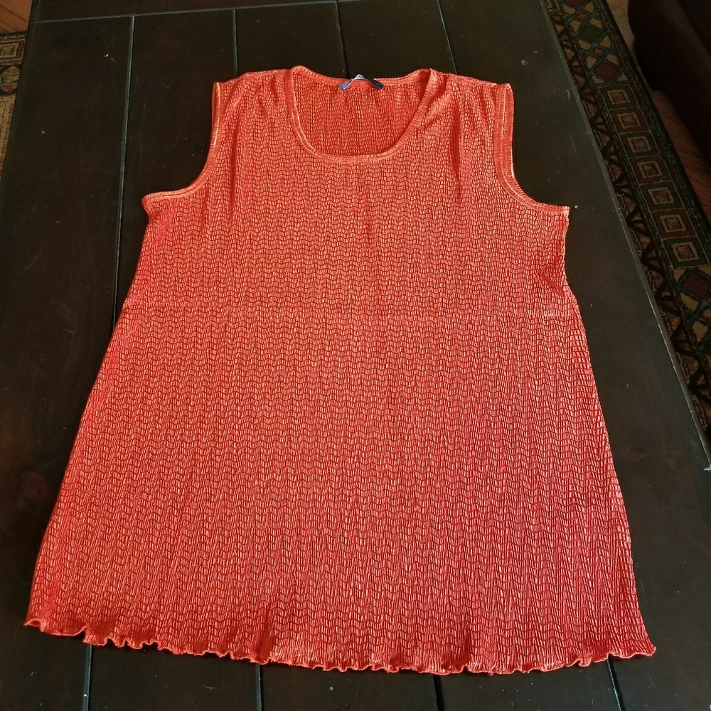NWOT Women's Shell