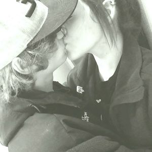 Meet your Posher, Emilee