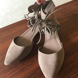 Pointed toe lace up flats