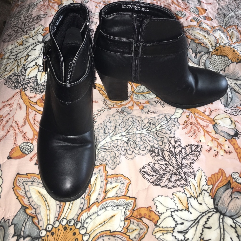 Black heeled booties