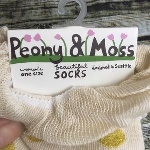 Peony and Moss Accessories - Peony & Moss PM-060 Glitter Dot Socks Peony and Moss Accessories - Peony & Moss PM-060 Glitter Dot Socks