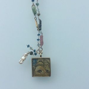 Semi precious necklace with pendant