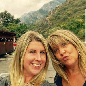 Meet your Posher, Dana