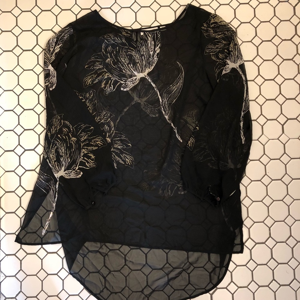 Hi/low sheer tunic/blouse