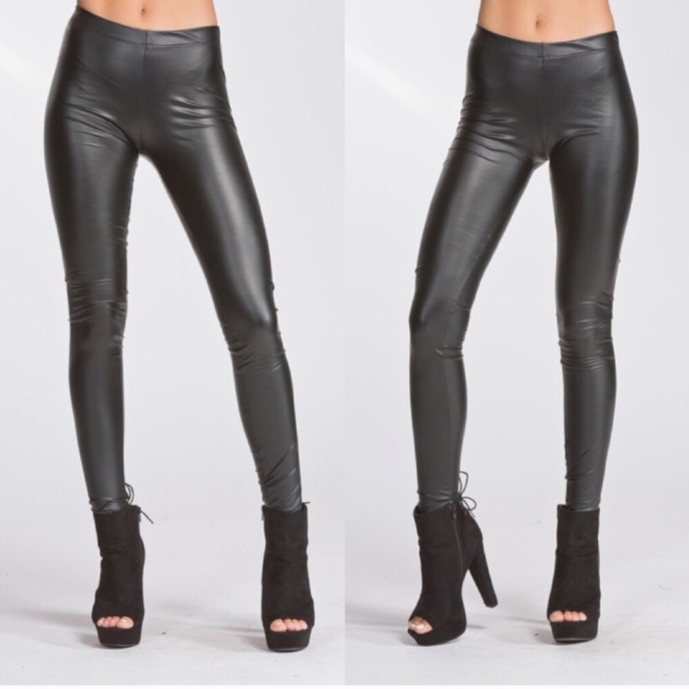 ONLY 1 LEFT! Faux Leather Leggings - Picture 4 of 7