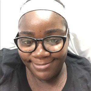 Meet your Posher, Keisha