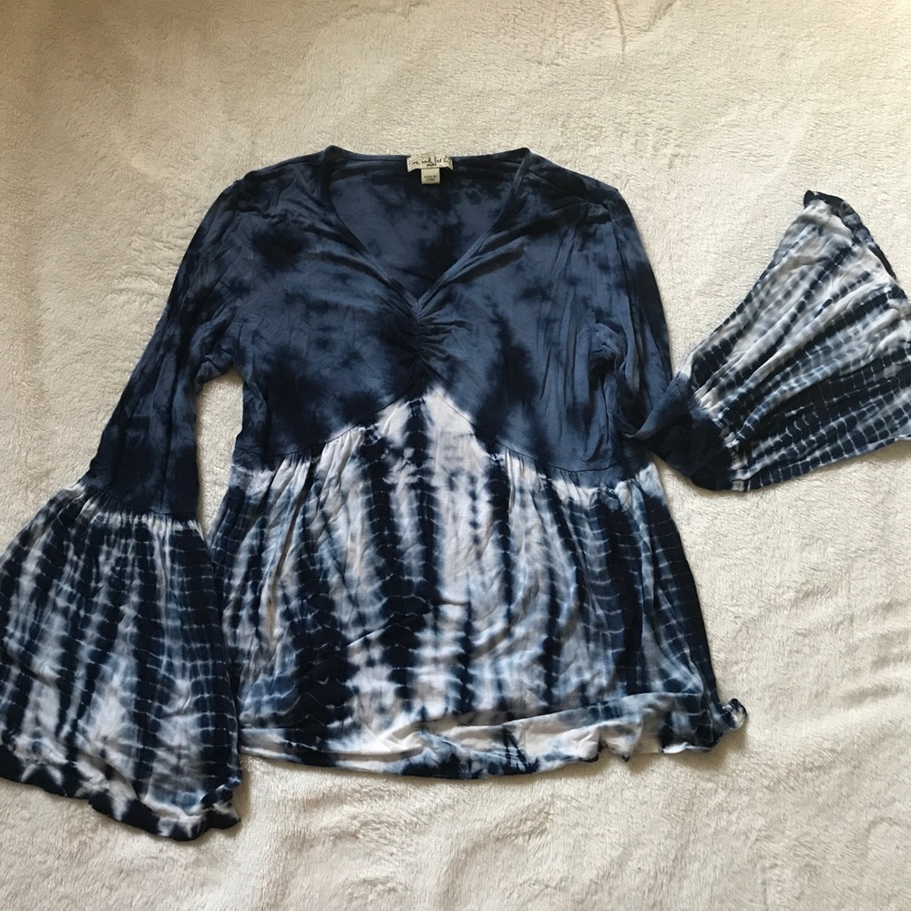 Women's tie-die bell sleeve top